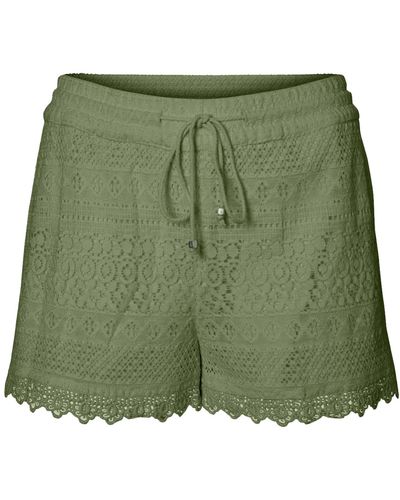 Vero Moda Shorts - Grün