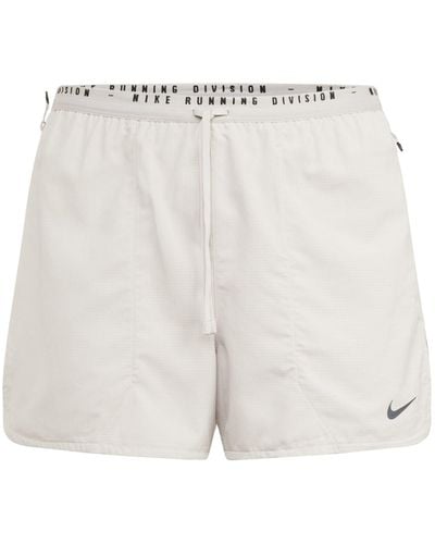 Nike Sportshorts - Weiß
