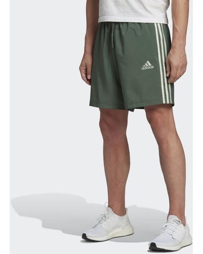 adidas AEROREADY Essentials Chelsea 3-Streifen Shorts - Grün