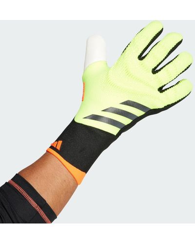 adidas Predator Pro Goalkeeper Gloves - Gelb