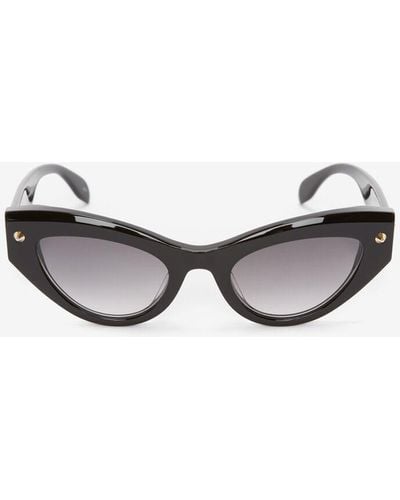 Alexander McQueen Spike Studs Cat-eye Sunglasses - White
