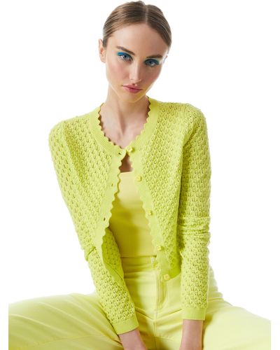 Alice + Olivia Alice + Olivia Brisa Fitted Cropped Cardigan - Yellow