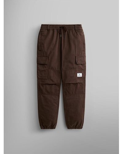Alpha Industries Pants Online for 55% to up Sale Men | Lyst | off