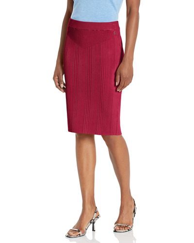 Guess Essential Alcosta Rib Mapped Skirt - Red