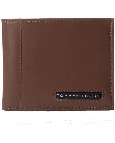 Tommy Hilfiger Men's Genuine Leather Slim Passcase Wallet - Brown