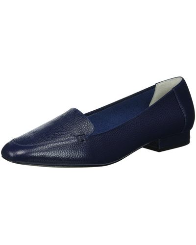 Bettye Muller Concepts Vali Loafer Flat - Blue