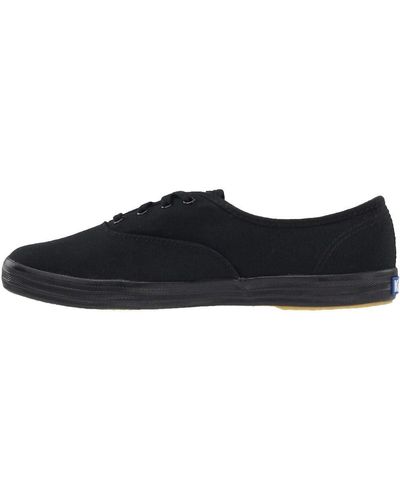 All black shop keds