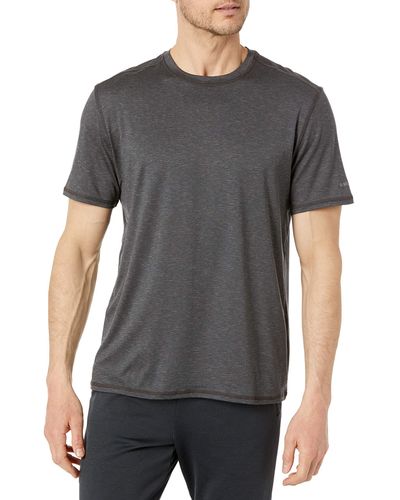 G.H. Bass & Co. Short Sleeve Stretch Performance Crewneck Solid T-shirt - Gray