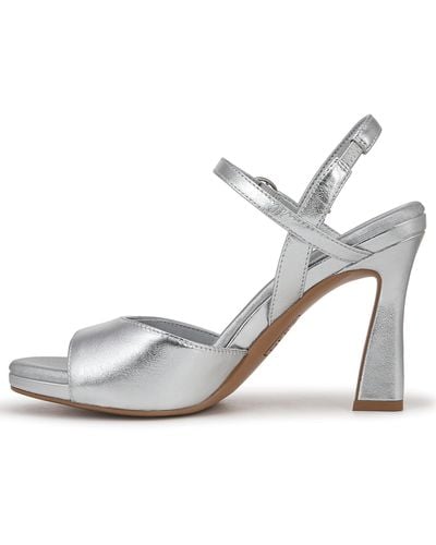 Naturalizer S Lala High Heel Dress Sandal Silver Metallic 6 W