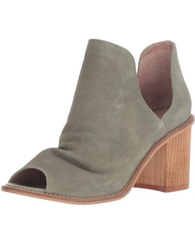 Chinese laundry lash store peep toe bootie