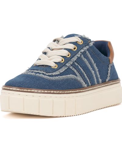 Vince Camuto Reilly Sneaker - Blue