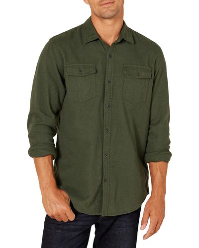 Amazon Essentials Camicia in Flanella vestibilità Regolare a iche Lunghe con Due Tasche Uomo - Verde