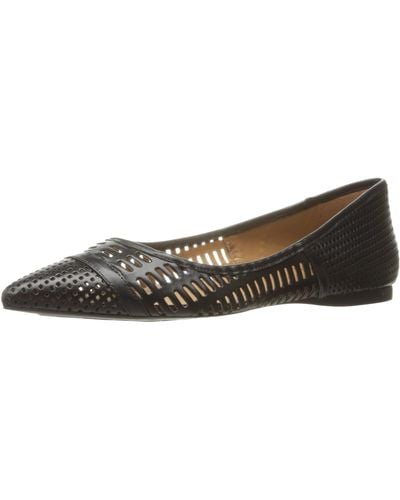 French Sole Vivid Pointed Toe Flat - Black