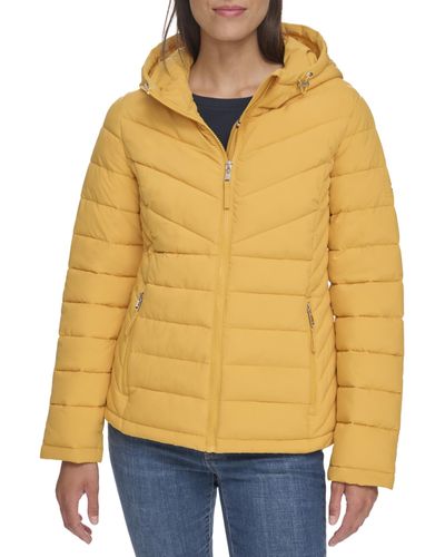 Tommy Hilfiger Womens Green Bay Packers Quilted Jacket, Green, Small