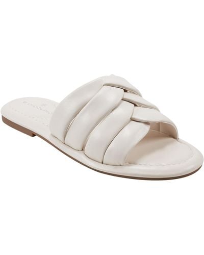Bandolino Vistan Flat Sandal - White