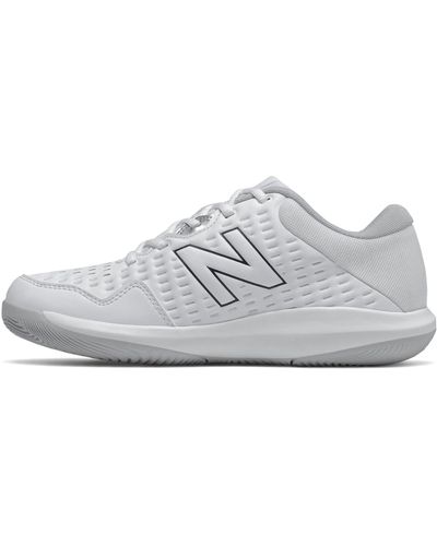 New Balance 696 V4 Hard Court Tennis Shoe - White