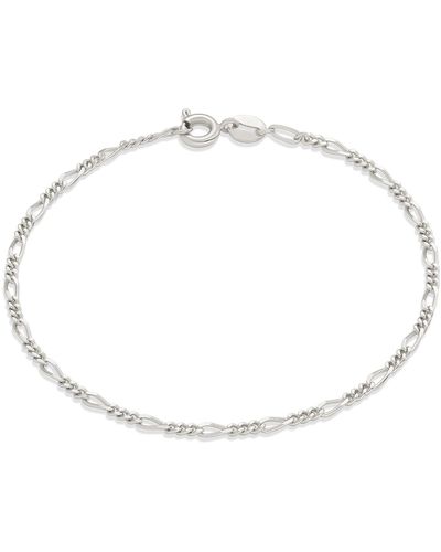 Amazon Essentials Sterling Silver Plated Fine Figaro Chain Bracelet 7.5" - Metallic