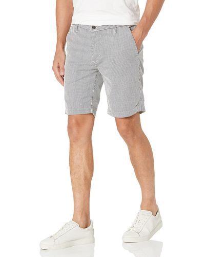 AG Jeans The Wanderer Modern Short - Blue