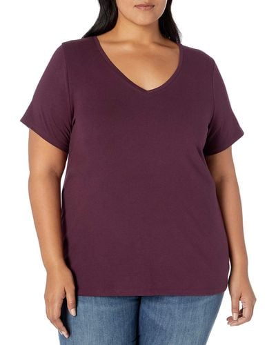 Amazon Essentials Plus Size Short-Sleeve V-Neck T-Shirt fashion-t-shirts - Morado