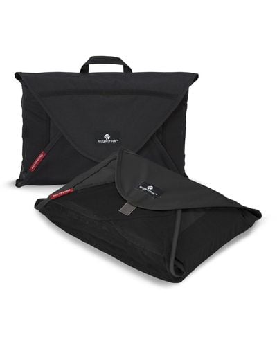 Eagle Creek It Original Garment Folder M - Perfect Garment Bags For Travel With Wrinkle-free Folding Board And Compression Wings To Maximize - Black