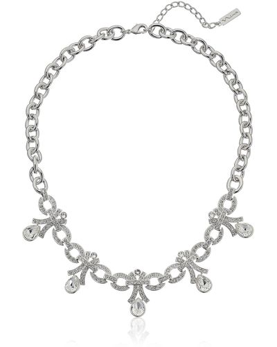 Nina Grove Pendant Necklace - Metallic