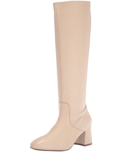 Seychelles Sealed With A Kiss Fashion Boot - White