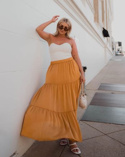 The Drop Nugget Tiered Maxi Skirt By @kelclight - Brown
