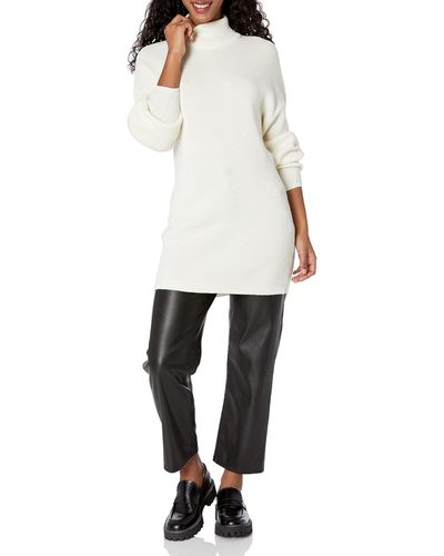 BCBGMAXAZRIA Relaxed Long Sleeve Sweater Tunic With Turtleneck - White