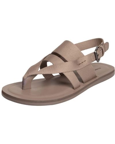 Kenneth Cole Ideal Sandal Flat - Brown