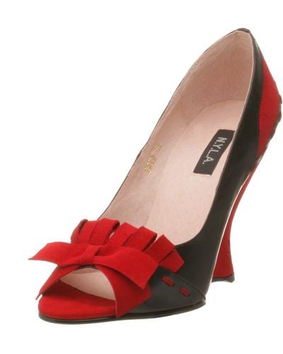 N.y.l.a. Enid Peep Toe Kiltie Wedge,black/red,9 M