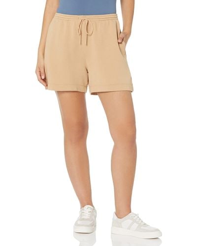 Vince Essential Pull On Shorts - Natural