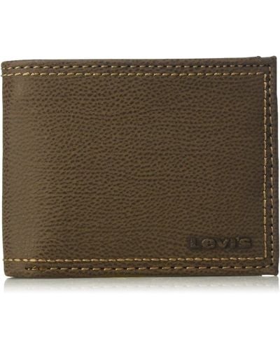Levi's Rfid Security Blocking Traveler Wallet,brown With Zipper - Multicolor