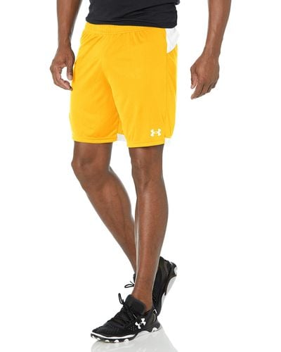 Under Armour Maquina 3.0 Shorts, - Yellow