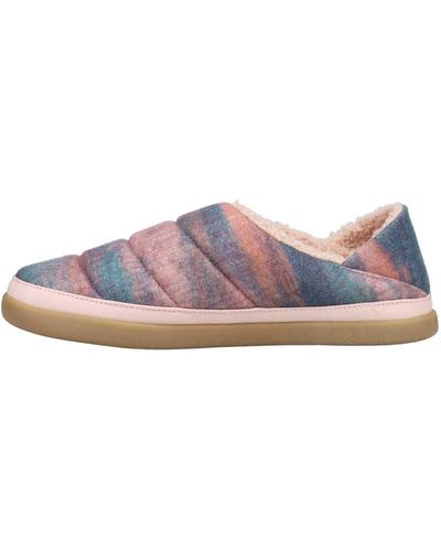 TOMS Pink - Size 9.5