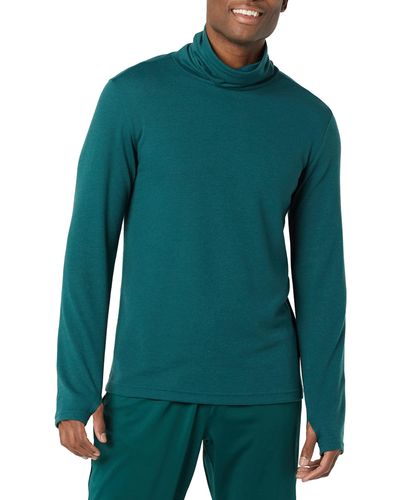 Amazon Essentials Performance Soft Tech Crew Neck Long-sleeve Shirt - Green