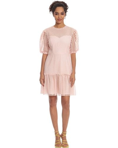 Donna Morgan Short Puff Sleeve Sweetheart Neck Dress With Tiered Skirt - Pink