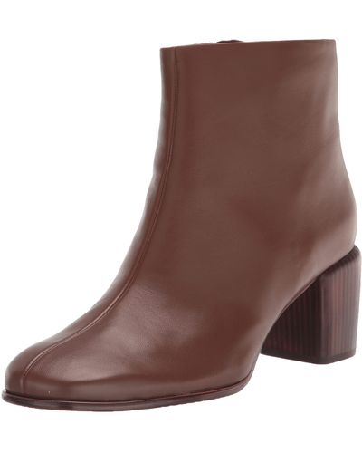 Vince S Maggie Bootie Coffee Brown Leather 8 M