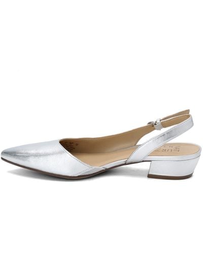 Naturalizer S Banks Slingback Low Heel Pointed Toe Pumps ,silver Metallic Leather,9.5 - White