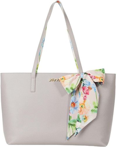 Betsey johnson tote discount bags