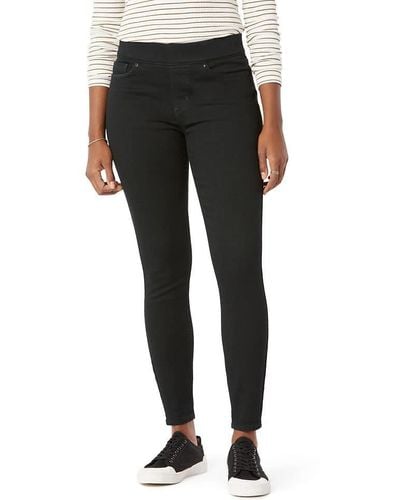Signature by Levi Strauss & Co. Gold Label Totally Shaping Pull-on Skinny Jeans - Black