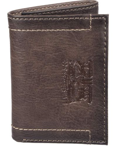 Levi's Sleek And Slim Includes Id Window And Credit Card - Brown