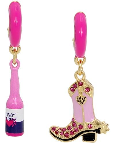 Betsey Johnson S Cowgirl Mismatch Charm Huggie Earrings - Pink