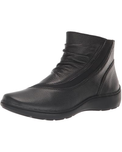 Clarks Flat boots for Women | Black Friday Sale & Deals up to 46% off | Lyst