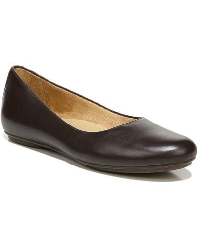 Naturalizer flat shoes clearance store