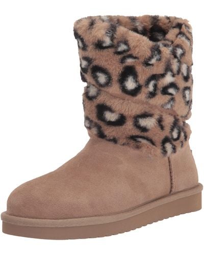 UGG Dezi Short Leopard Fashion Boot - Brown