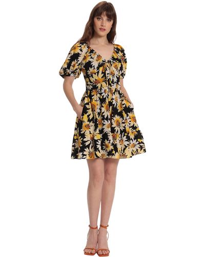 Donna Morgan Sunflower Printed V-neck Mini Tiered Dress With Tie Detail - Multicolor