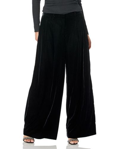 Theory Velvet Low Rise Pleated Pant - Black