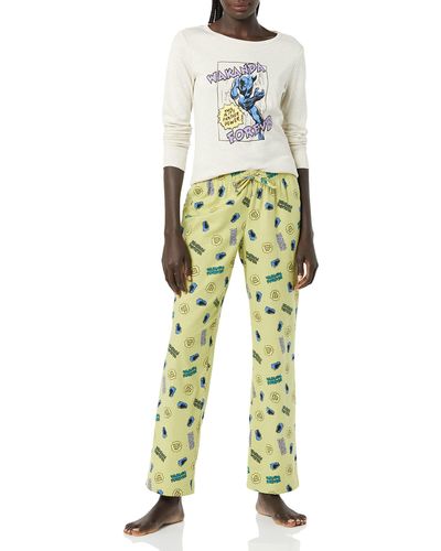 Amazon Essentials Disney Flannel Pajamas Sleep Sets - Yellow