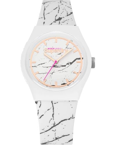 Superdry Analog Quarz Uhr mit Silikon Armband SYL253WE - Weiß