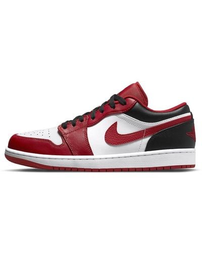 Nike Air Jordan 1 Low Bulls 553558-163 Size 42 - Rouge